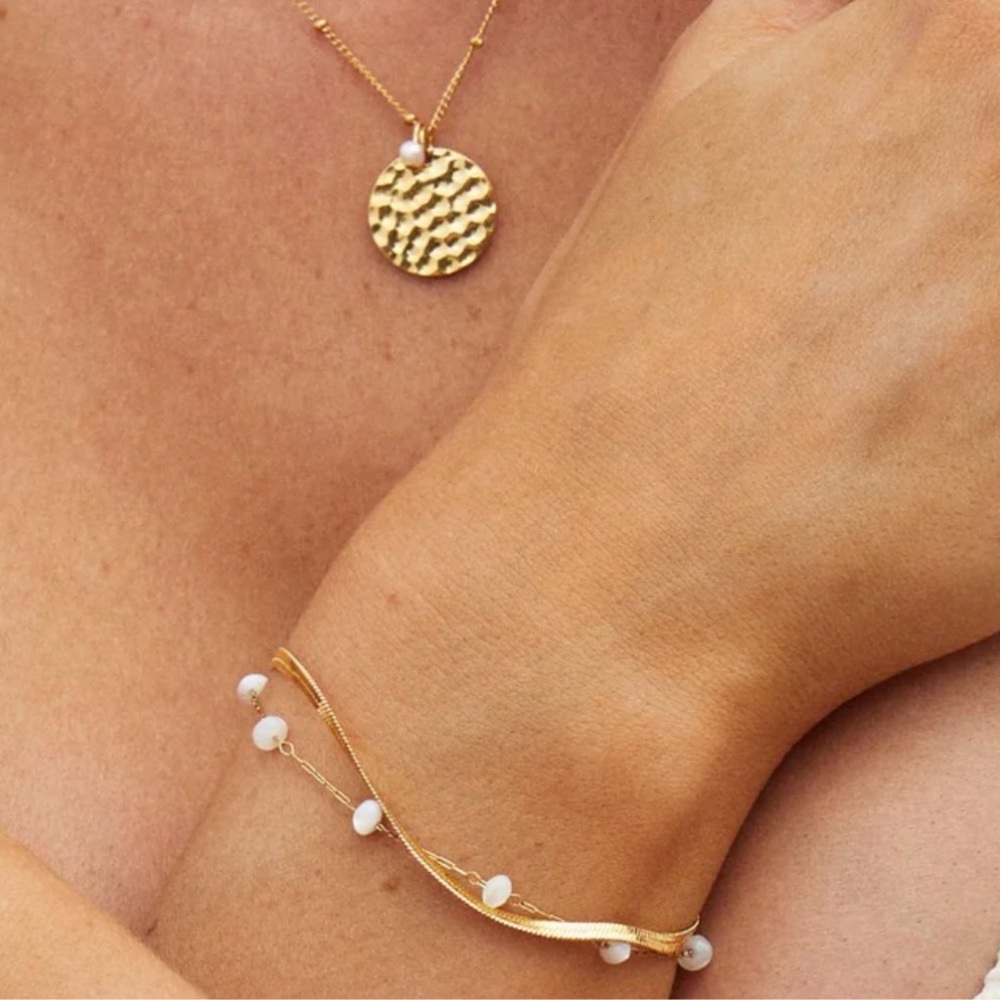 Atolea “Santorini” layered bracelet pearl and herringbone brand new